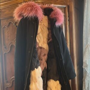 MR&MRS ITALY BLACK COAT With PINK FUR TRIM
